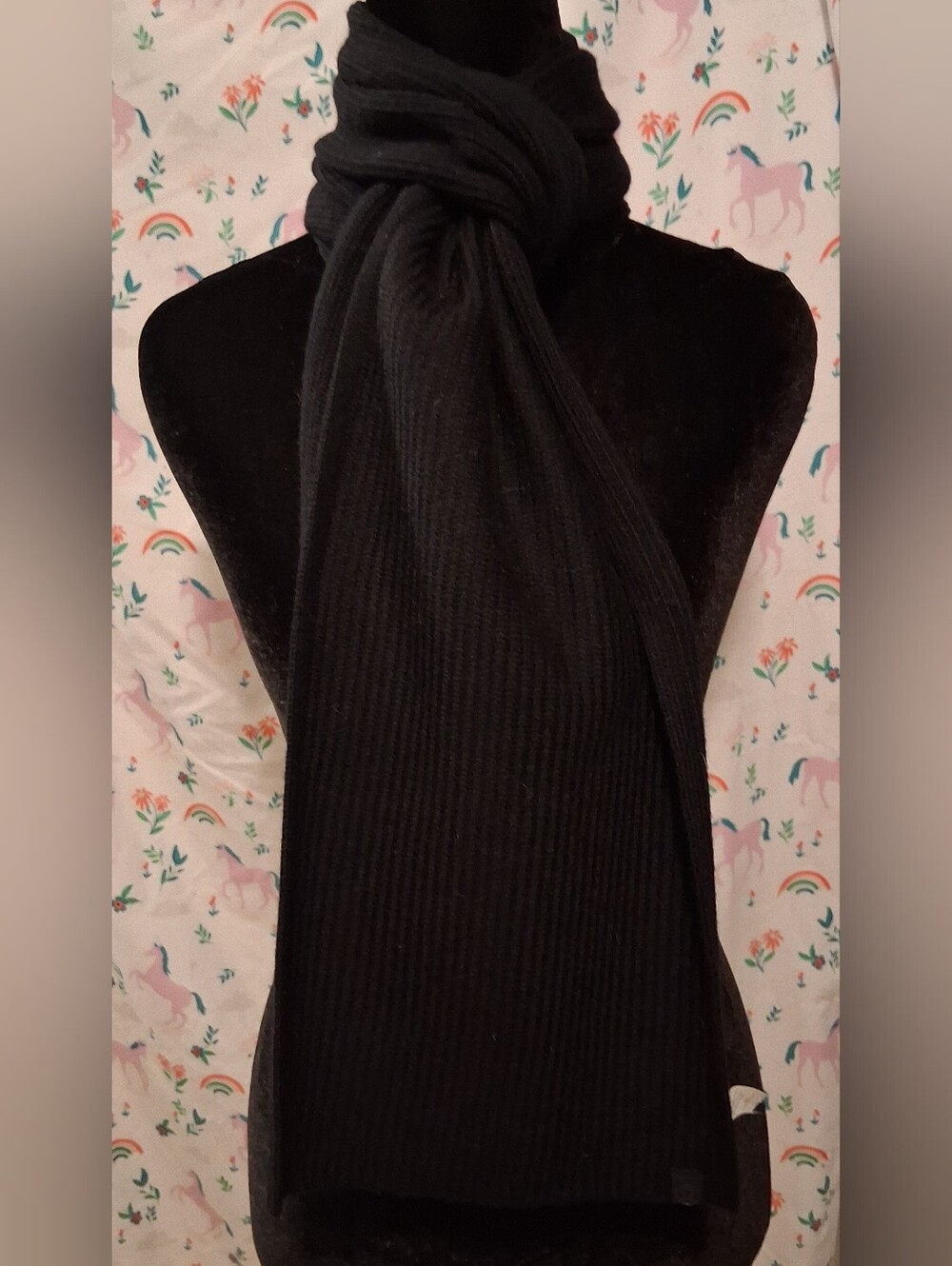 EUC Lululemon Black Merino Wool Ribbed Casual Outdoor Winter Unisex Scarf Wrap